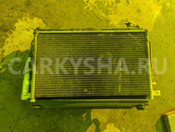 Радиатор охлаждения Mazda Verisa 