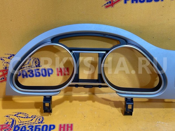 Накладка декоративная на панель Audi Q7 4L (2005—2009) Audi 200 оригинальный номер 4L1857115J