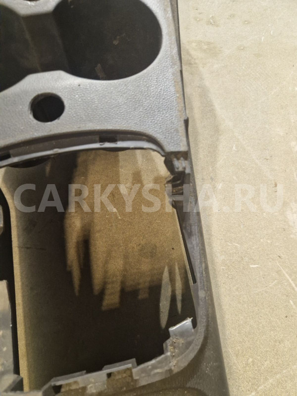 Консоль центральная Volkswagen Polo 5 Volkswagen Polo оригинальный номер 6RU863243B82V