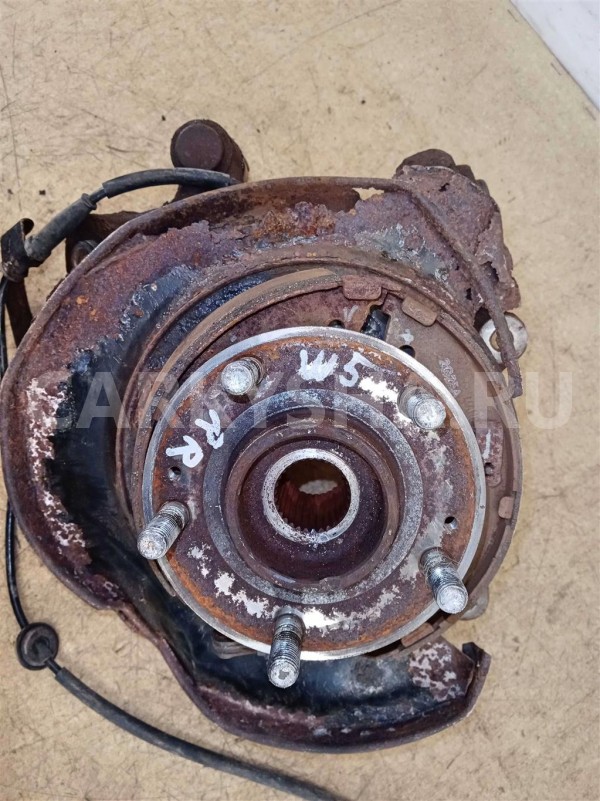 Название детали Кулак задний правый Модель Hyundai Santa Fe CM рестайлинг Hyundai Santa Fe оригинальный номер 527202P000