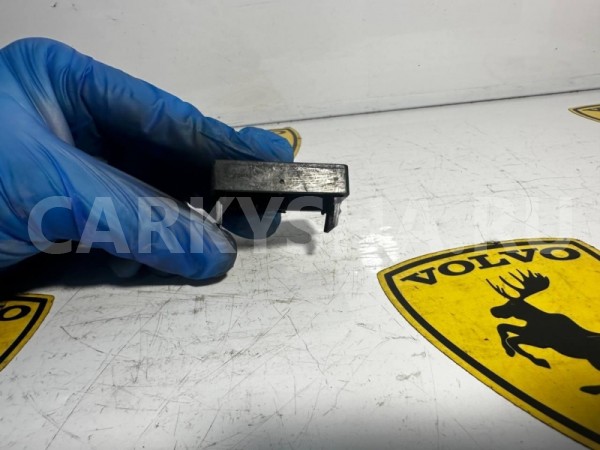 Заглушка кнопки Volvo 850 УНИВЕРСАЛ B5252 1994 Volvo 850 