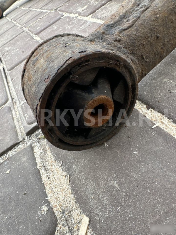 Задняя балка Geely Emgrand Geely Emgrand EC7 оригинальный номер 1064001049
