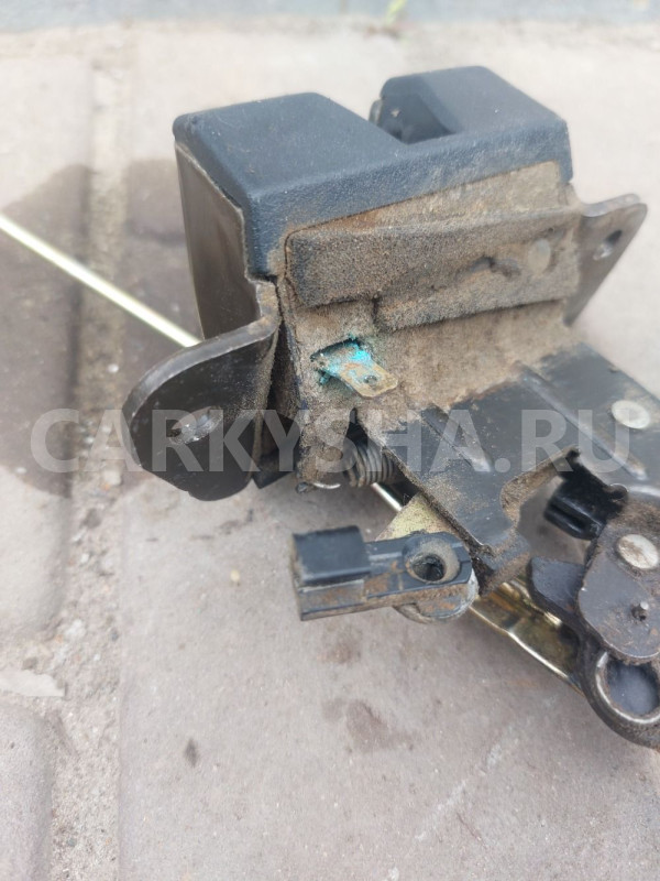 Замок крышки багажника Hyundai Getz Hyundai Getz оригинальный номер 812301C000