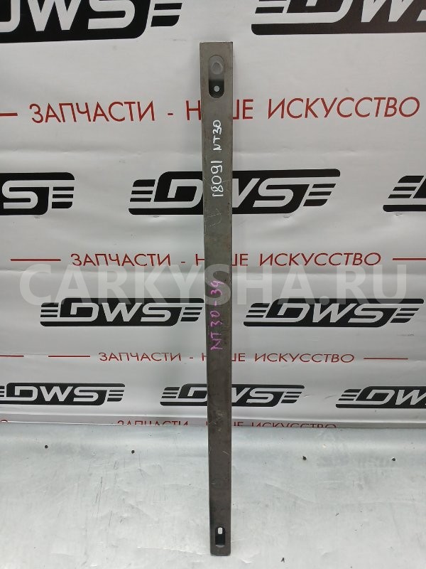 Усилитель бампера Nissan X-Trail 