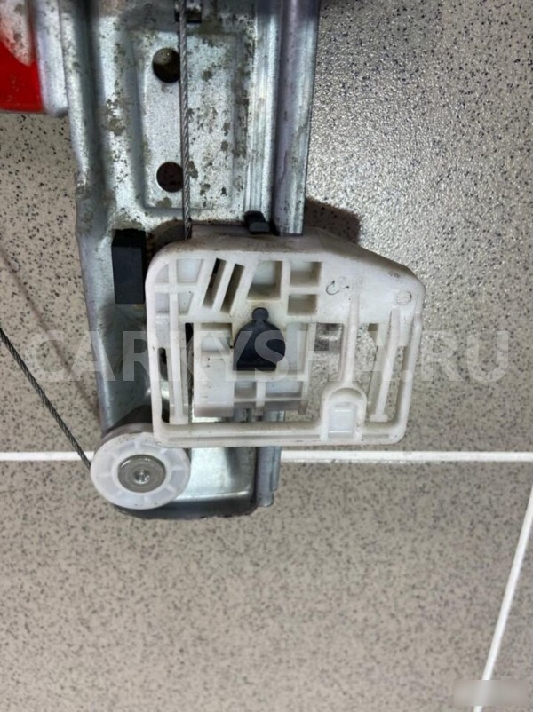 Стеклоподъемник задний правый Renault Megane II Renault 20 