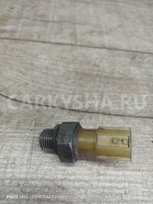 Датчик давления масла Renault k4m 858 Renault 12 оригинальный номер 8200970474