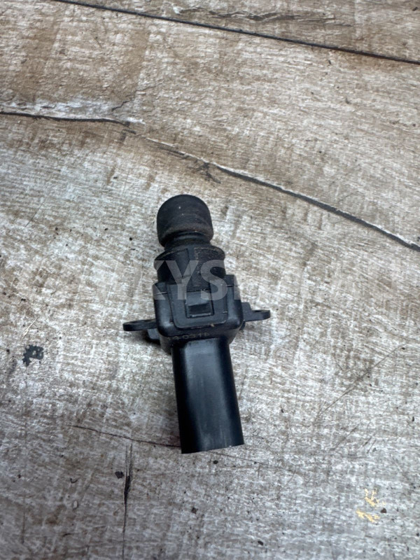 Кнопка открывания багажника jeep cherokee wk2 Jeep Cherokee оригинальный номер 68160779ab