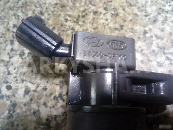 Катушка зажигания Киа Спортейдж 3 Соната Sonata VI Hyundai ix35 оригинальный номер 27300-3F100