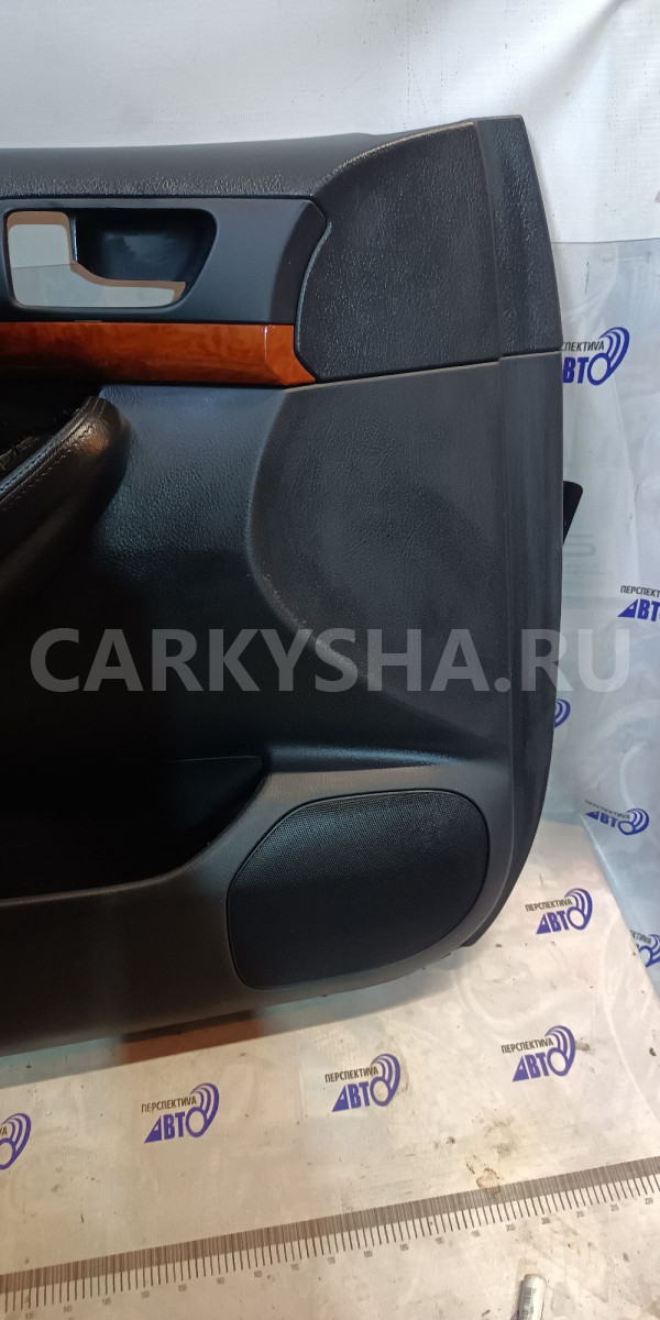 Обшивки передних дверей  Toyota Avensis 2 пара Toyota Avensis оригинальный номер 67620-05570