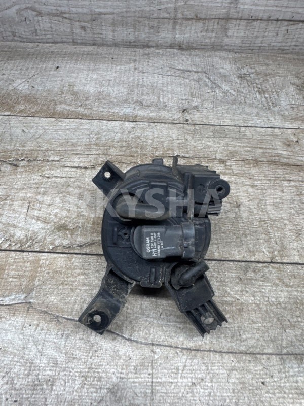 audi a3 8p противотуманная фара левая a4 b7 птф Audi 200 оригинальный номер 8e0941699c