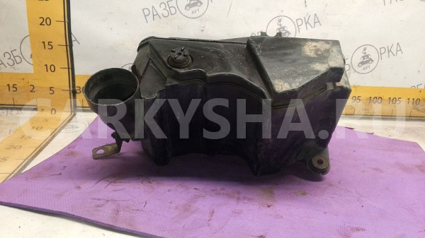 Корпус воздушного фильтра Mazda Premacy Mazda 2 оригинальный номер RF4P13320B