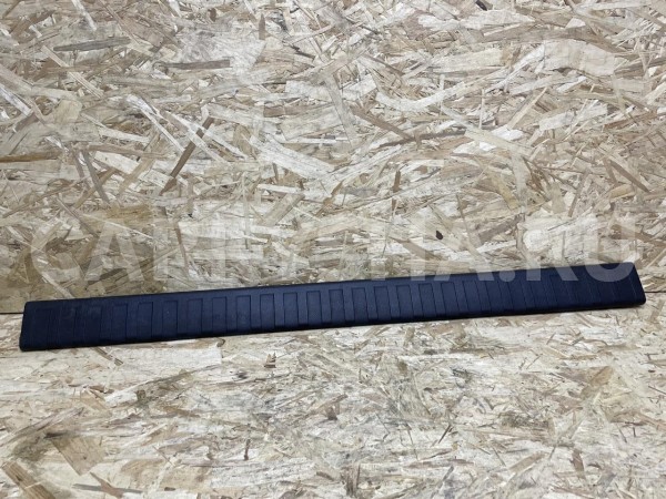 Накладка пола багажника Toyota Land Cruiser Prado 150 Series Рестайлинг оригинальный номер 58574-60120-C0