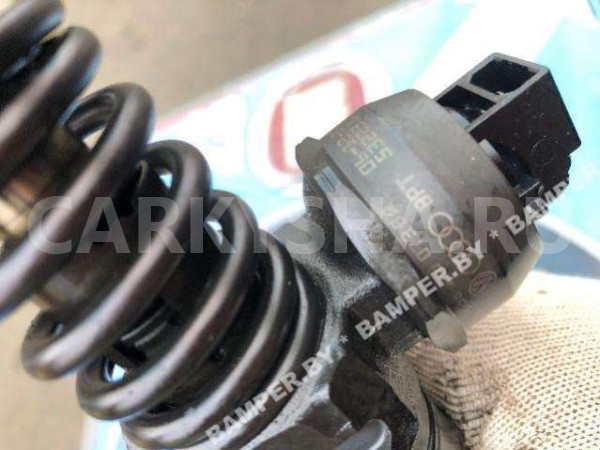 Форсунка Volkswagen Passat B6 (2005—2010) Volkswagen Passat оригинальный номер 073BQ