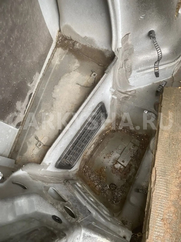 Крыло заднее левое BMW X5 E53 (1999—2003) BMW X5 