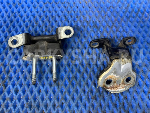 Петли двери зад. правые Toyota Hilux 4Runner 2 Toyota 4runner оригинальный номер 68750-35010
