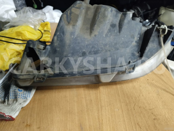 Фара Dacia Logan 2004-2012 9270645, правая Renault 20 оригинальный номер 8200211006