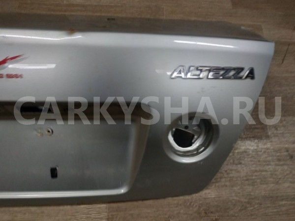 Крышка багажника Toyota Altezza 