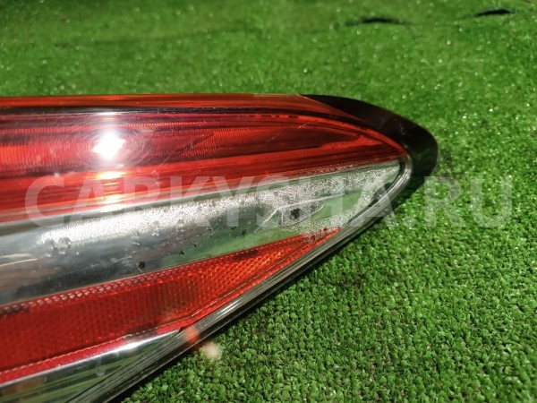Фонарь задний наружный правый Toyota Camry 