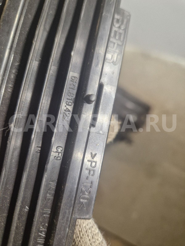 Крышка салонного фильтра Volkswagen Polo sed 2010- Volkswagen Polo оригинальный номер 6Q0819422A