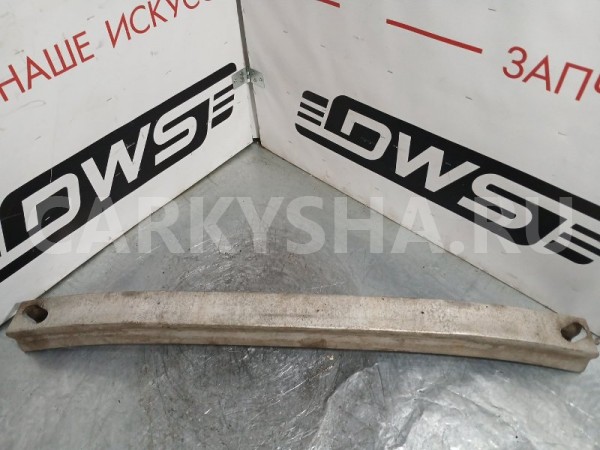 Усилитель бампера Nissan Primera 