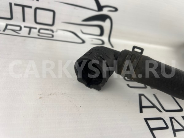 Патрубок системы охлождения Volkswagen Passat B6 Volkswagen Passat 