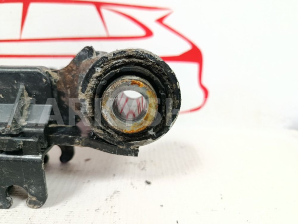 Рычаг задний верхний Volkswagen Golf Mk5 2003-2009 Volkswagen Golf оригинальный номер 1K0505323N