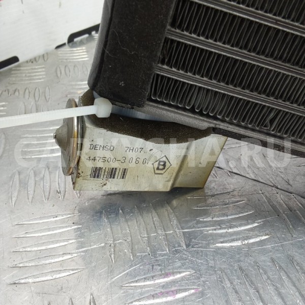 Испаритель кондиционера Toyota Raum 