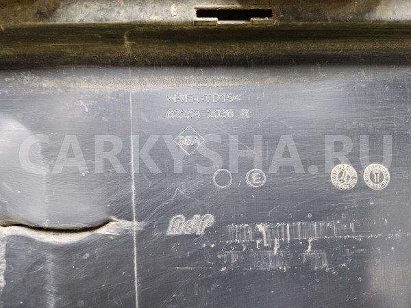 Решетка в бампер Renault Duster 