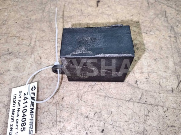 Название детали Блок управления фаркопом Модель Ssang Yong Actyon New Ssang Yong Actyon оригинальный номер 52400006