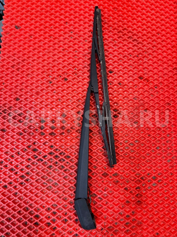 Поводок заднего дворника Mazda 3 BL Mazda 2 оригинальный номер L206-67-421