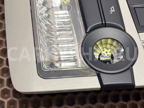 Плафон коммутационный центр в крыше BMW X5 оригинальный номер 61 31 9 225 952, 61 31 9 225 952, 61319225952, 9225952, 61 31 9 206 621, 61319206621, 9206621, 61 31 9 201 855, 61319201855, 9201855, 61 31 9 183 026, 61319183026, 9183026, 61 31 9 196 555, 61319196555, 9196555, 61 31 9 178 161, 61319178161, 9178161, 61 3