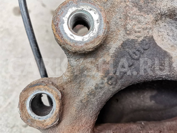 Кулак передний левый Mercedes-Benz C-Class W204 651.911 Mercedes-Benz C-klasse оригинальный номер A2043320101