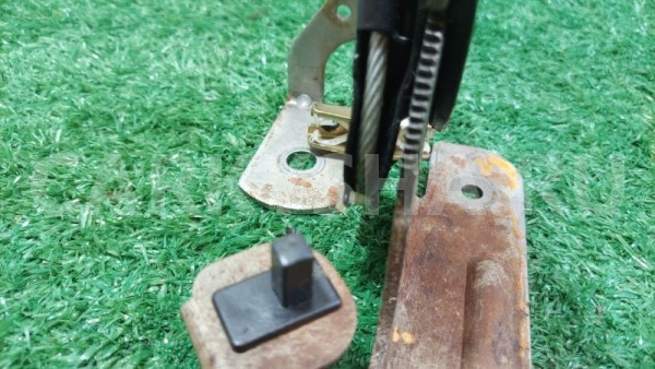 Рычаг стояночного тормоза (ручник) Citroen C3 FC Citroen C3 