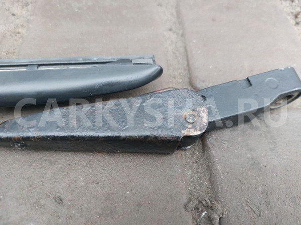 Поводок стеклоочистителя задний Hyundai Getz Hyundai Getz оригинальный номер 988101c000