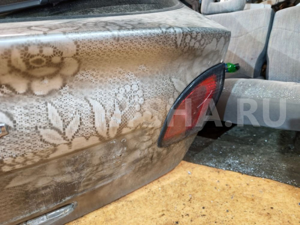 Крышка (дверь) багажника Nissan Primera 