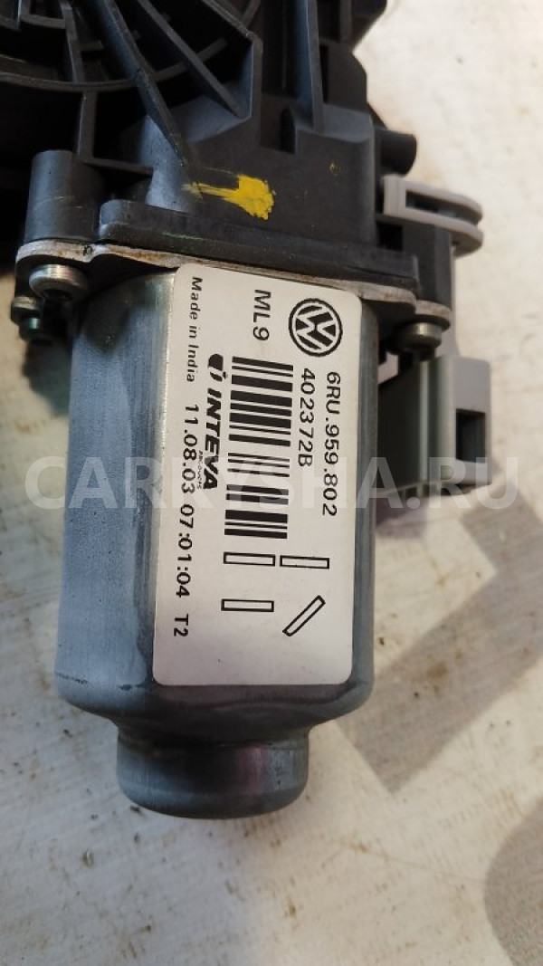 Стеклоподъемник передний правый Volkswagen Polo 5 Volkswagen Polo оригинальный номер 6RU837462J