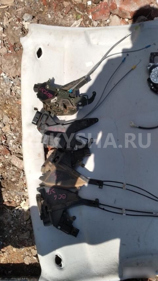 Замок двери Geely GC6 I (2014—2016) Geely GC6 оригинальный номер 1018005291