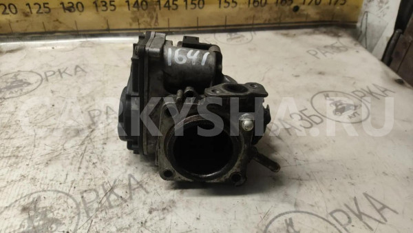 Заслонка дроссельная VW Polo 1.4 AHW 036133064D Volkswagen Polo оригинальный номер 036133064D