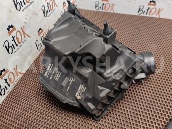 Корпус воздушного фильтра BMW X1 