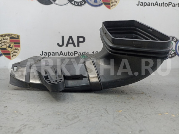 Воздухозаборник Audi A4 2013 Audi A4 