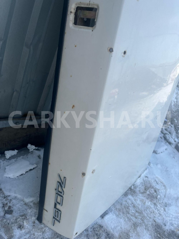 Крышка багажника Volvo 740 оригинальный номер 3526561