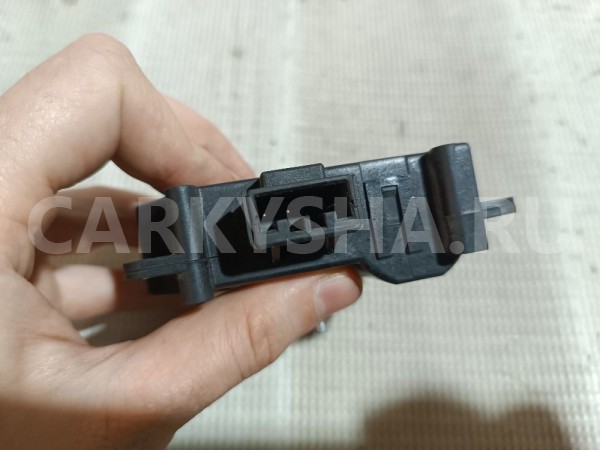 Моторчик заслонки отопителя Suzuki Liana 