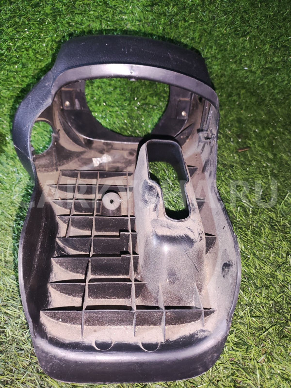 Кожух рулевой колонки Lifan Solano 620 Lifan Solano оригинальный номер 70435