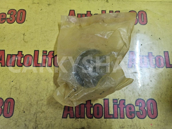 Сайлентблок переднего рычага Hyundai Tucson оригинальный номер 545843F600
