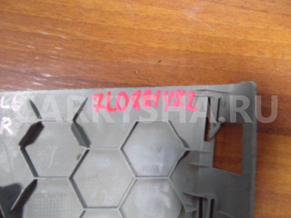 Накладки прочие Volkswagen Touareg I (2002—2006) Volkswagen Touareg оригинальный номер 7L0881472