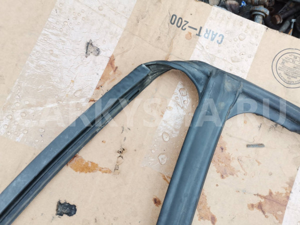 Уплотнитель сдвижной двери Mercedes-Benz Viano 2007 W639 OM646 Mercedes-Benz Vito оригинальный номер A6396970198