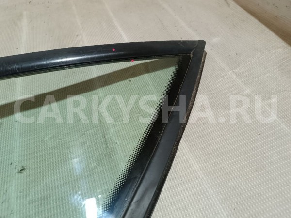 Стекло двери передней правой (форточка) Peugeot 207 