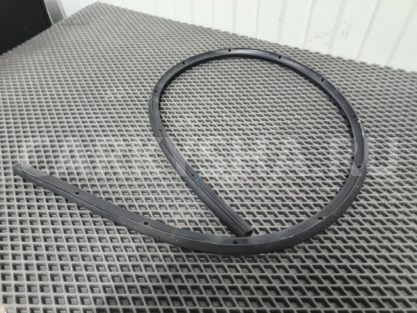 Уплотнительная резинка капота BMW X6 2020 7418174 G06 B57D30A BMW X6 