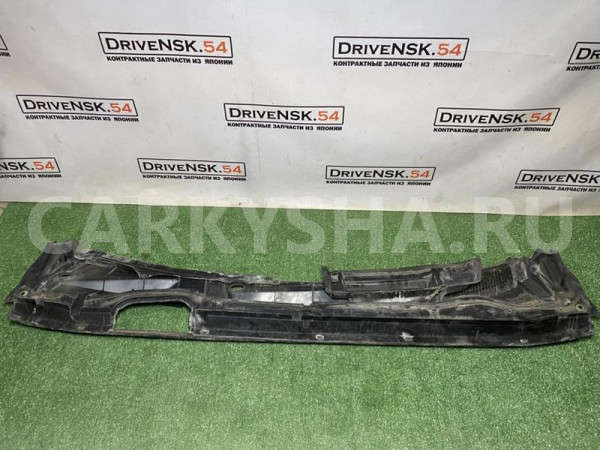 Решетка под лобовое стекло Toyota RAV 4 оригинальный номер 55751-0R020, 55781-0R020
