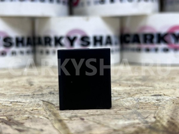 Заглушка Toyota Corolla XII (E210) – седан оригинальный номер 55524-02010-C0